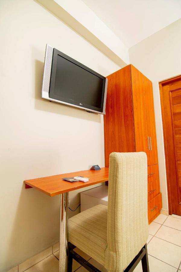 El Dorado Express Hotel Iquitos Exterior photo
